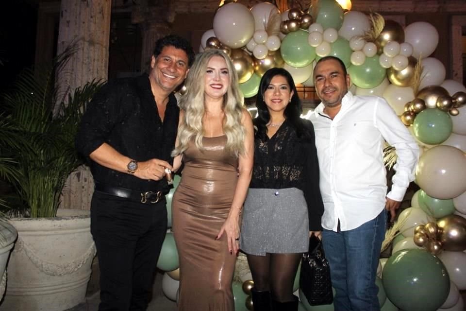 Óscar Nelson Cruz, Rosario Ayala, Luli González y Jorge Garza