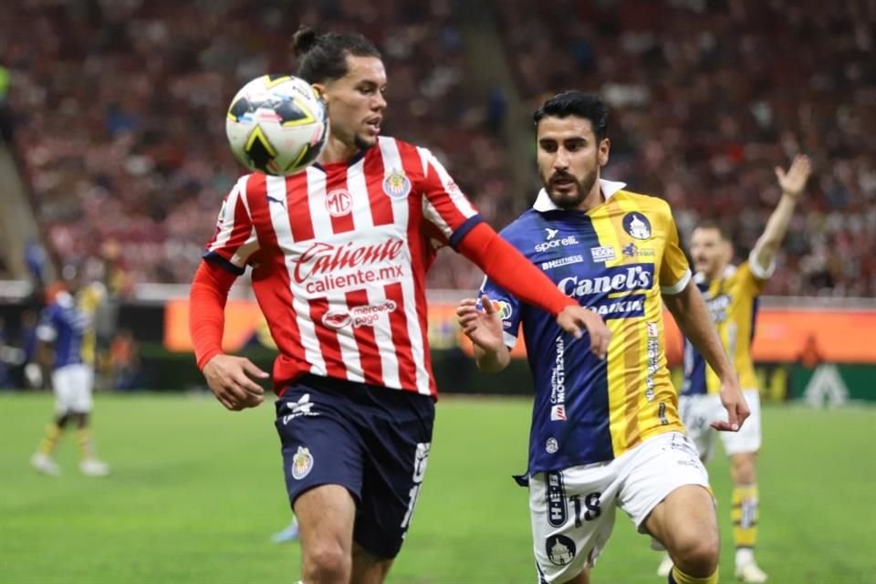 Juego de la jornada 17 de la Liga Mx entre Chivas y Atlético San Luis.