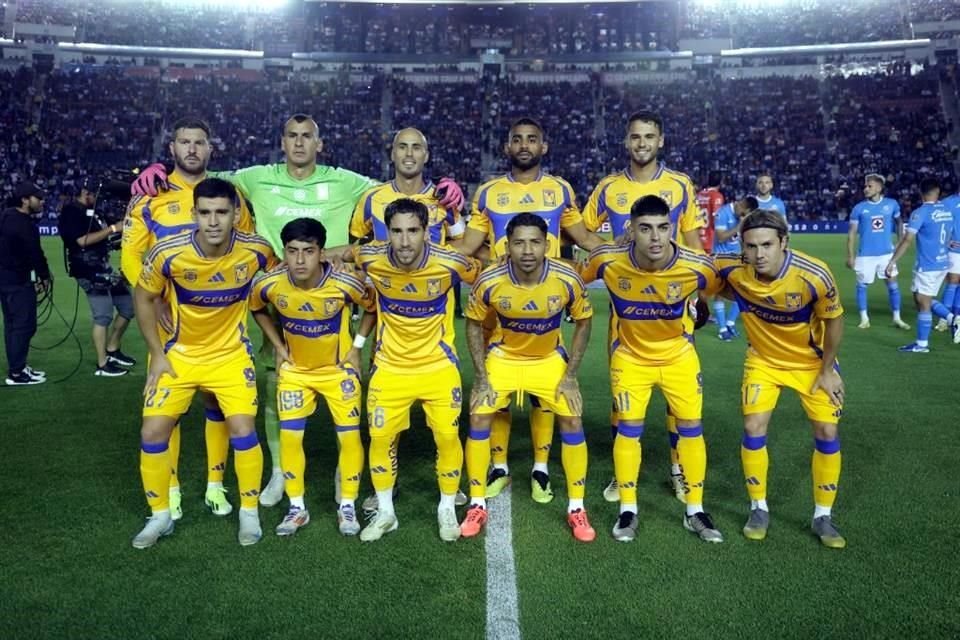 Los 11 jugadores que iniciaron por Tigres.