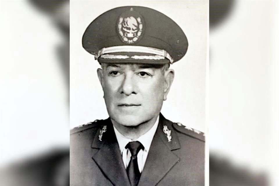 El militar Antonio Jara Limón ocupó cargos en varios estados.