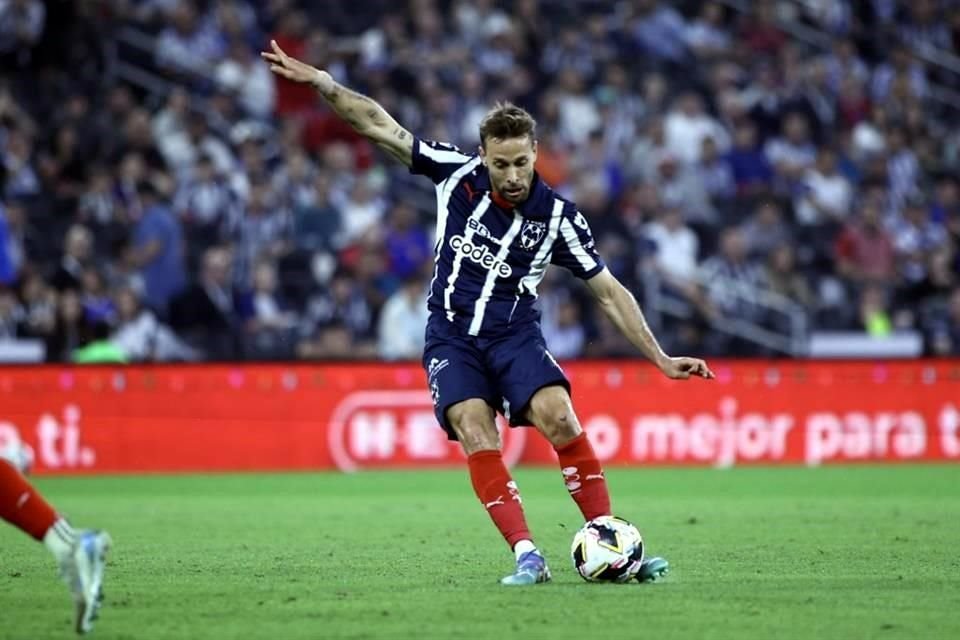 Sergio Canales fue el encargado de darle la ventaja a los albiazules.