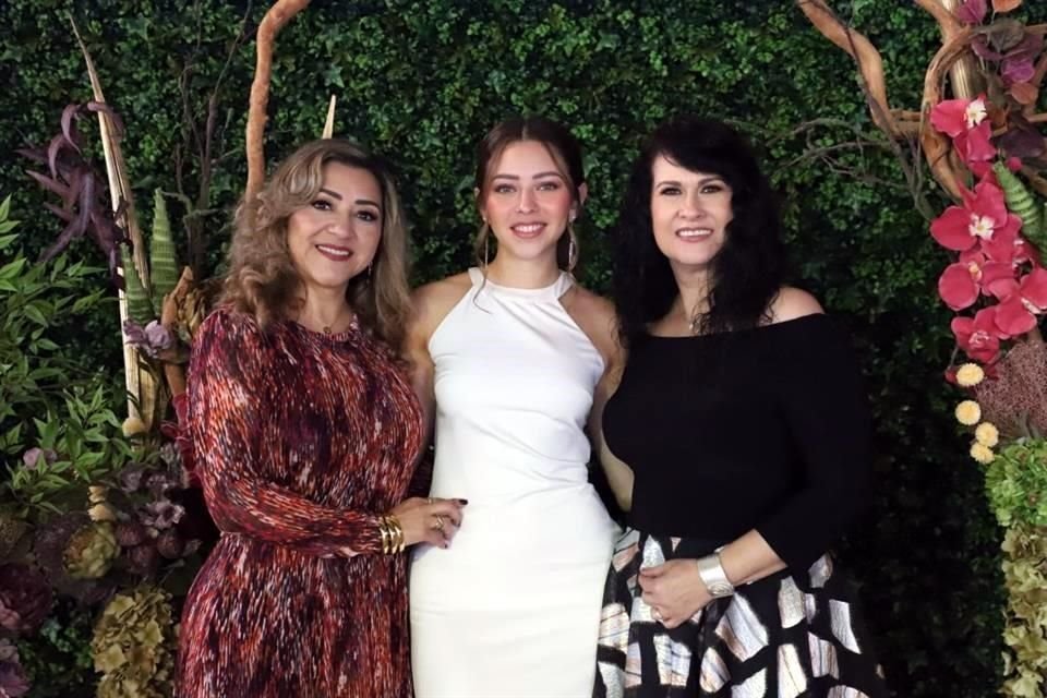 Marcela Garza, Daniela del Hoyo y Laura Villarreal