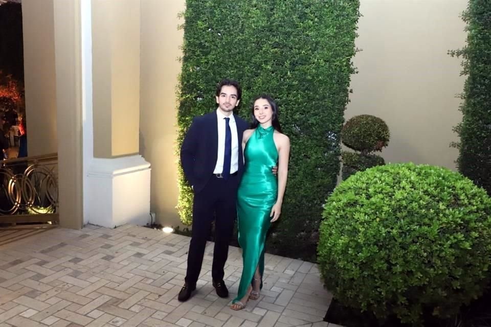 Carlos Garza y Mariela Treviño