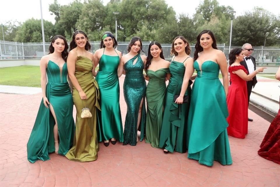 Yarely Hernández, Danya Pacheco, Paola Pacheco, Mariana Tamez, Vanessa Ramos, Melanie Gutiérrez y Laura Carrizales