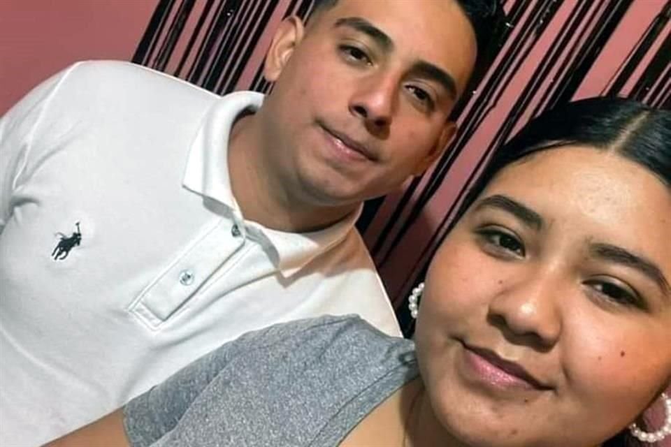 La pareja desapareció tras pedir prestada una motocicleta, en El Carmen; sus pertenencias fueron ubicadas en casa del propietario de la moto.