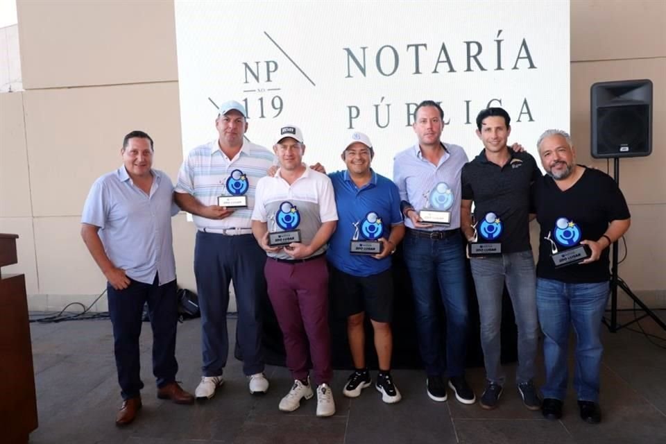 Jorge Dainitin, Mario Morales, José Luis Siller, Salvador José, Marcelo Dávila y Mauro García. <br>Segundo lugar del evento. 