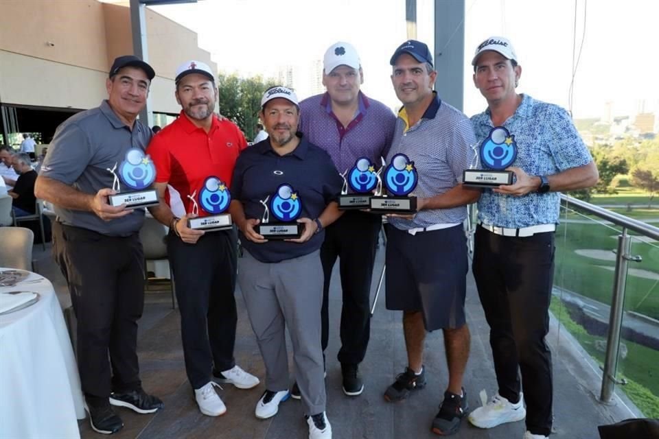 Juan Hoyt, César Onofre, Rodrigo González, Nicolás González, Enrique Elizondo y Carlos Olea. <br>Tercer Lugar de la justa.