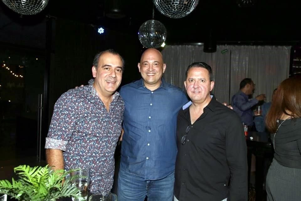 Alejandro Zamora, David Garza y Paco Rojas