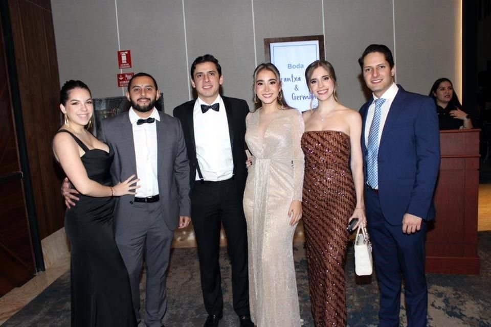 Ale García, Gil López, Alejandro Mérales, Fernanda Hernández, Florencia Guillot y Diego Martínez