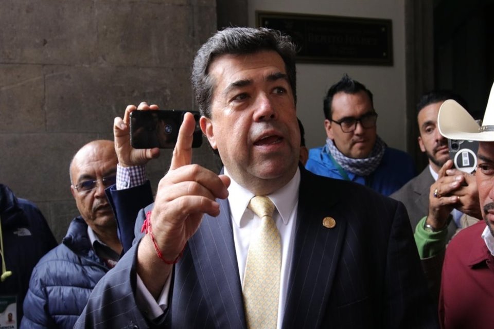 Senado canceló reunión que perfilaba aprobar propuesta de Pedro Haces para embargar salario de trabajadores para pagar créditos de nómina.