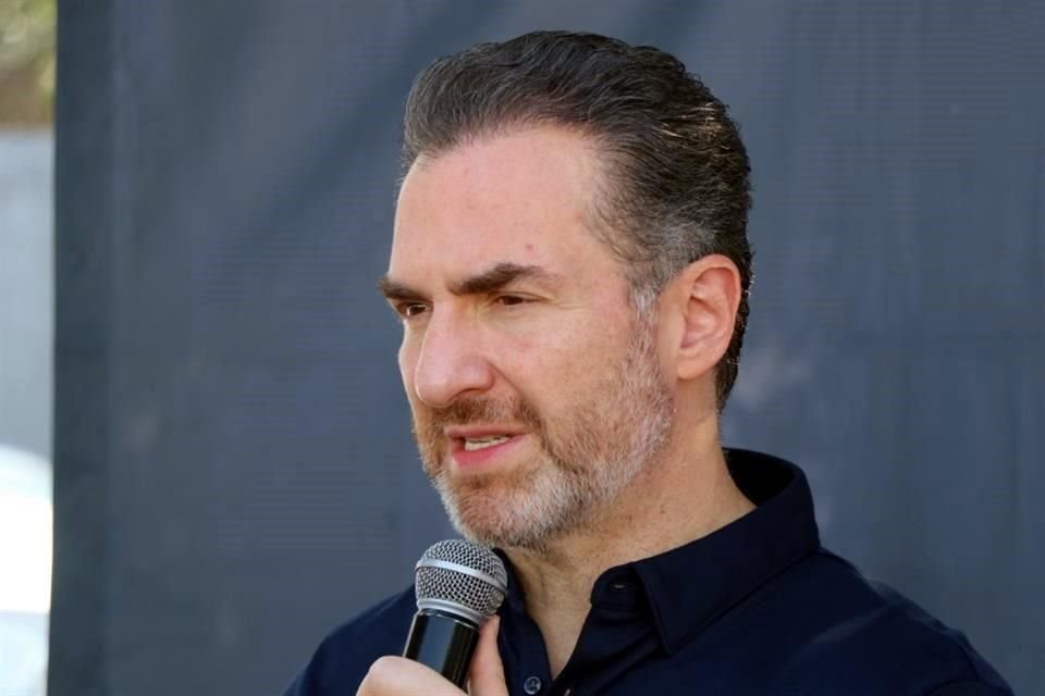 El Alcalde de Monterrey, Adrián de la Garza.