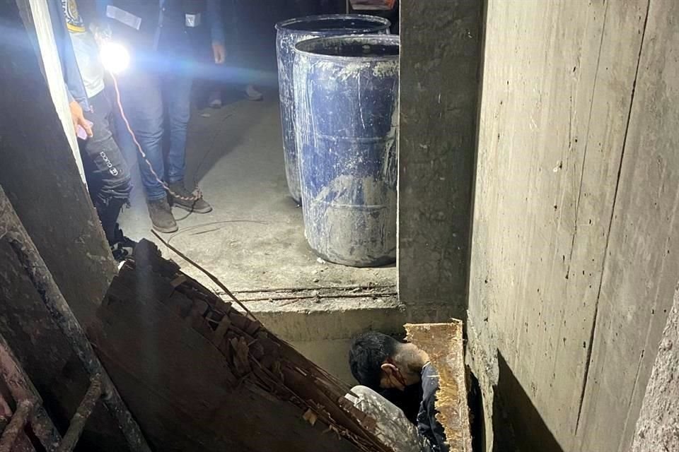 El cuerpo del joven quedó en un espacio que será utilizado para un elevador, en una obra en San Pedro. 