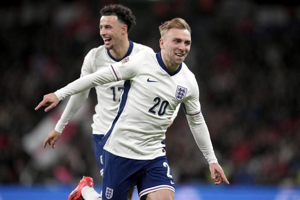 Inglaterra goleó 5-0 a Irlanda y consumó su ascenso a la Liga A en la UEFA Nations League.