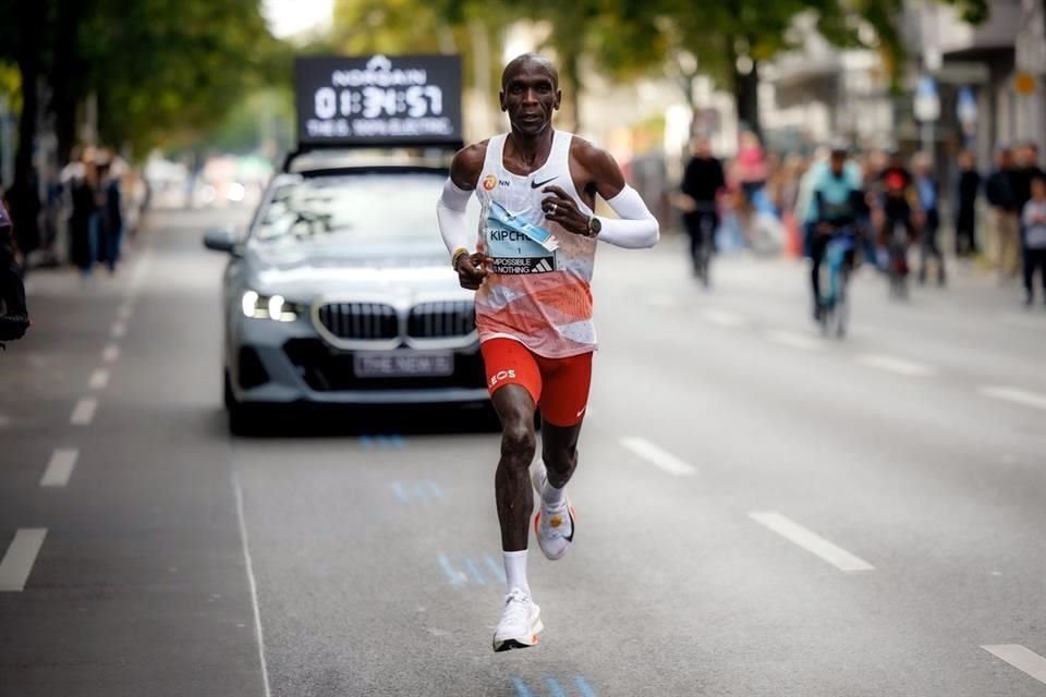 Eliud Kipchoge ahora tiene 40 años y espera pronto volver a correr maratones.