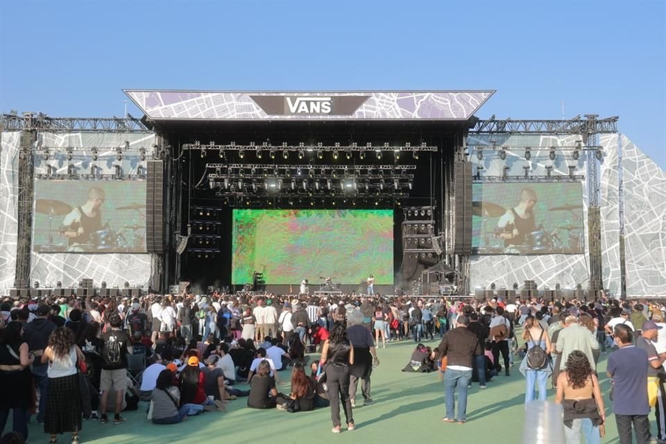 Muchos fans ya se veían cansados por asistir los tres días al festival.