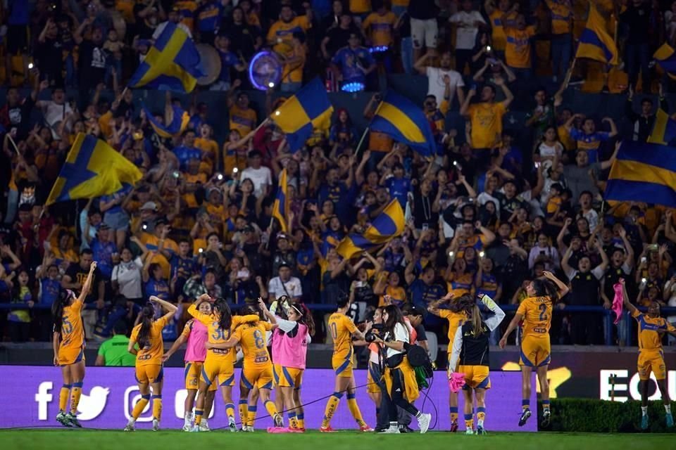 Afición y equipo celebraron en grande el pase a la Final del Apertura 2024.