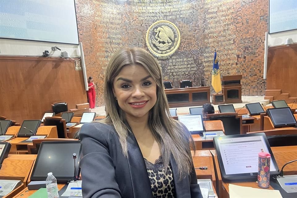 Gabriela Cárdenas, diputada de MC, espera que en Congreso no se repita la mecánica de sesionar de madrugada.