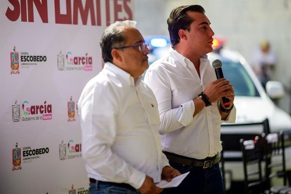 Andrés Mijes, Alcalde de Escobedo, y Manuel Guerra, Alcalde de García.