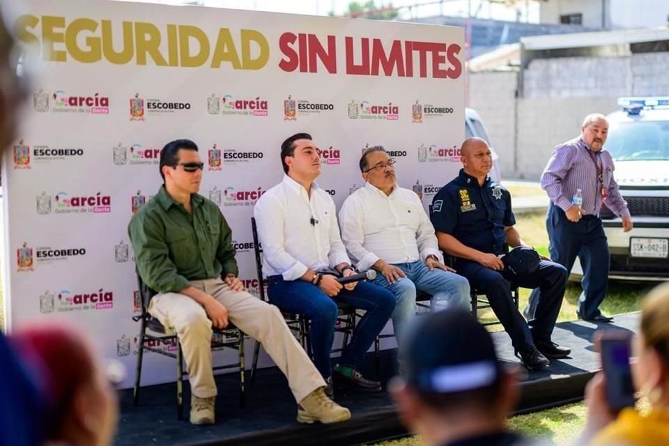 García y Escobedo buscan acordar una estrategia de coordinación que les permita a sus policías trabajar en ambos lados de los límites municipales