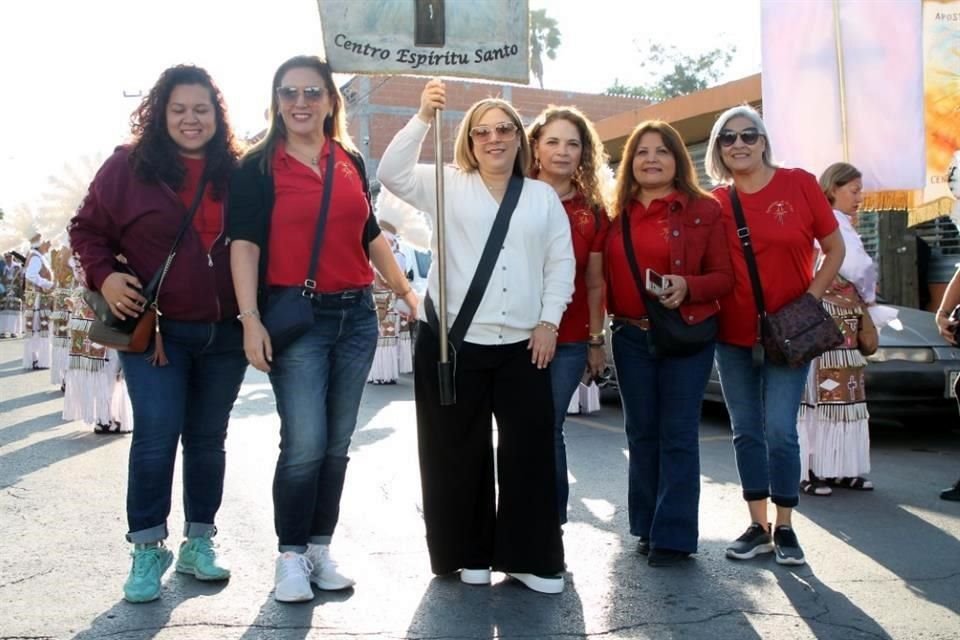 Mariana Rodríguez, Diana de Villarreal, Ale Nájera, Lorena Bustos, Juany López y Myrna Loredo