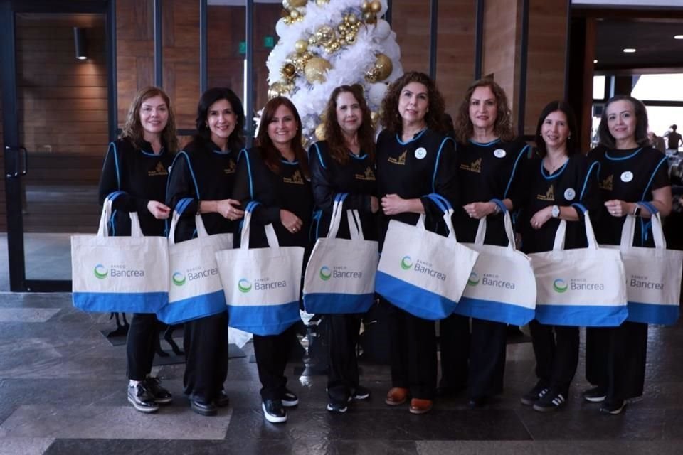 DAMAS INTEGRANTES DEL EQUPO DE CÁRITAS PARROQUIAL: 
Sylvia Burruel, Norma Leal, Alejandra Gutiérrez,  Sandra Oyerides, Marilú Orenday,  Sonia Elizondo, Sandra Conde, Victoria Piñán