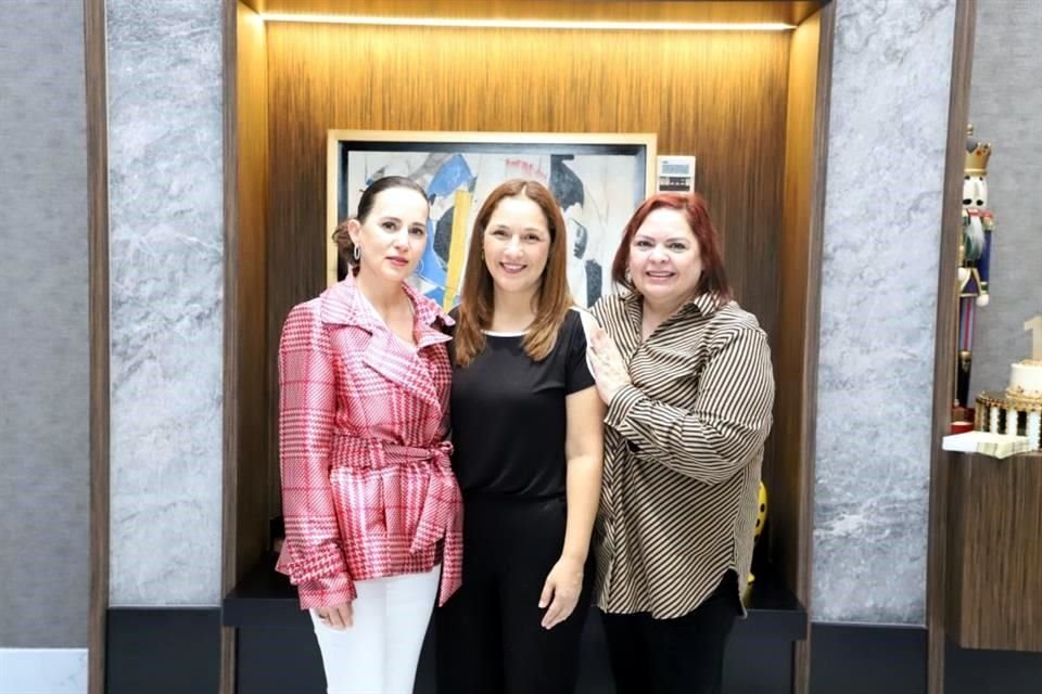 Tere de Lozano, Paty de Martínez y Anita Chin