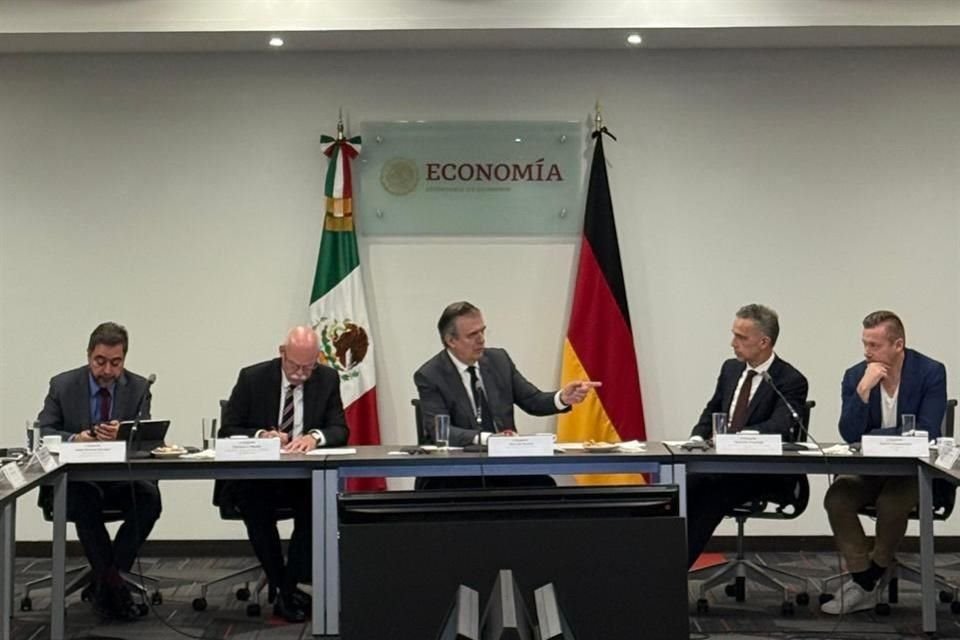 La Secretaría de Economía mencionó que los empresarios alemanes acordaron trabajar en conjunto para potenciar inversiones en México.