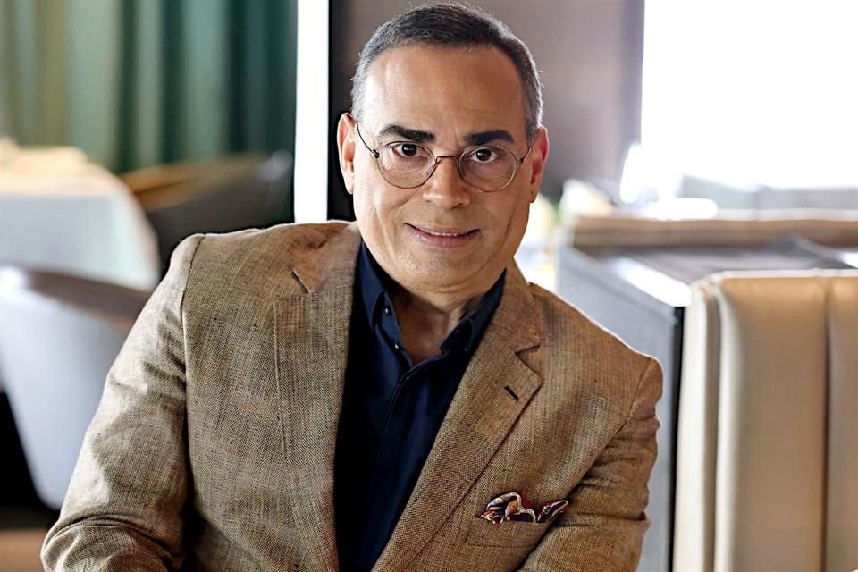 Gilberto Santa Rosa valora el cálido recibimiento de los mexicanos desde su llegada en 1989, lo que marcó su éxito en la salsa.