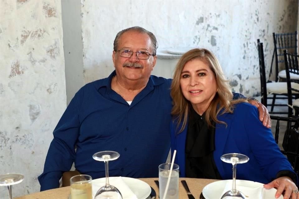 Juan Hernández González y Aurora Borjas de Hernández