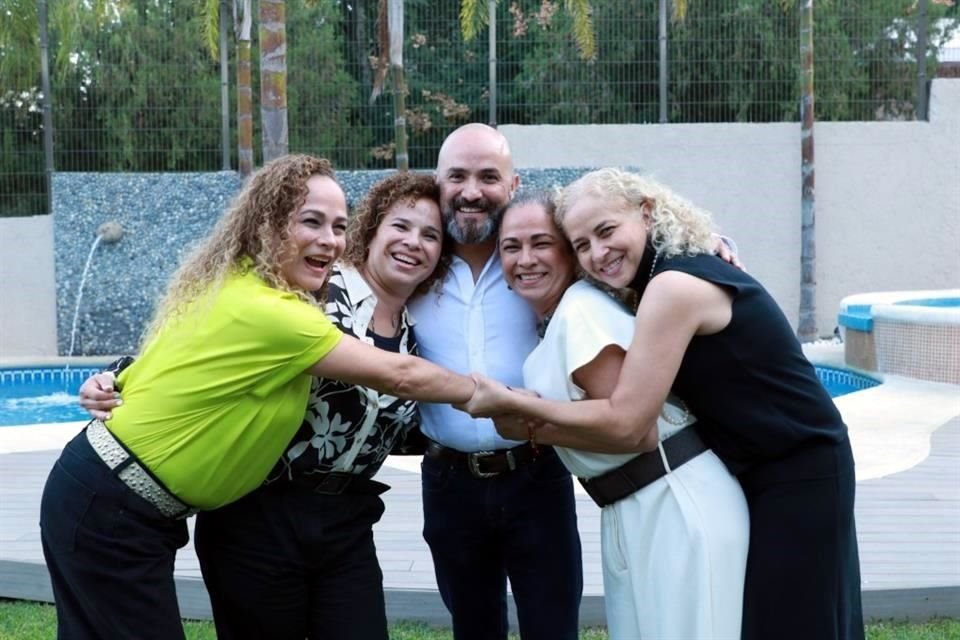 Alicia Pedraza, Lulú Pedraza, Fidel Pedraza, Alejandra Pedraza y Karla Pedraza