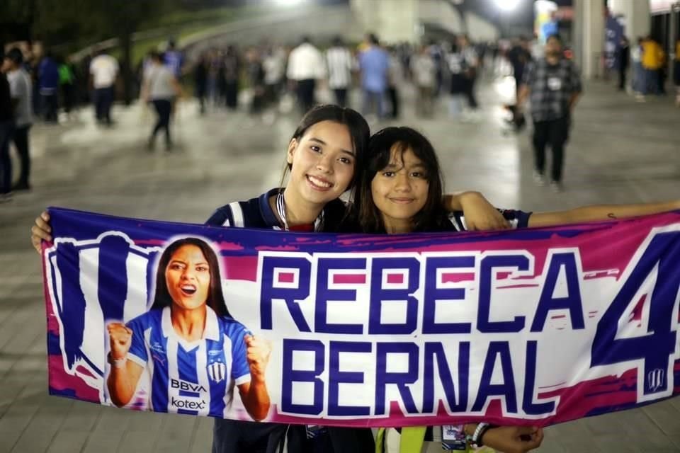 El apoyo para la jefa rayada: Rebeca Bernal.