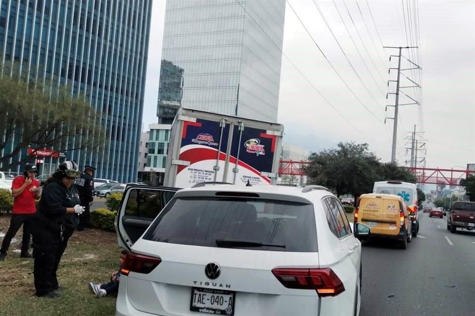 El accidente se registró cerca de las 13:20 horas en la Avenida Lázaro Cárdenas y la calle Jesús Reyes Ferreyra.