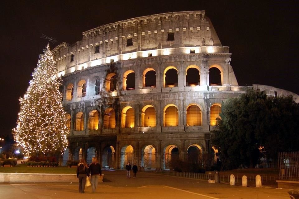 La elección del lugar define al desfile como una 'oda simbólica a los vínculos culturales', colocando a Roma como un destino de referencia para la próxima primavera.