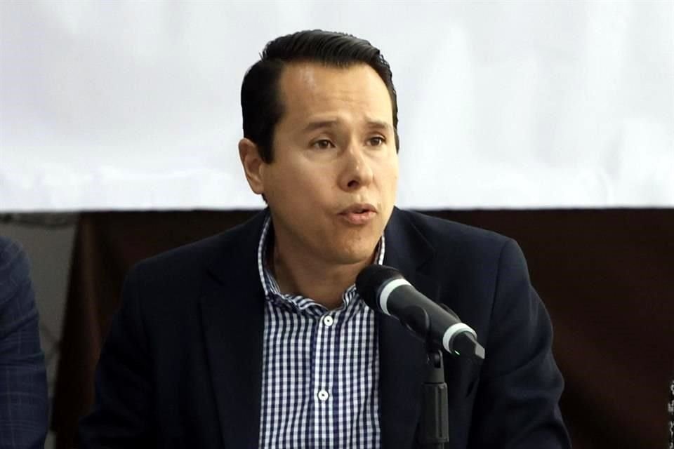 Daniel Carrillo, Alcalde de San Nicolás.