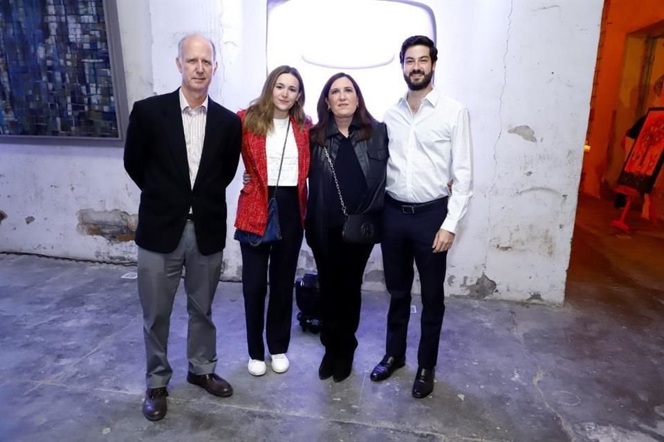 Eugenio Rodríguez, Eva Rodríguez, Mónica de la Garza Evia y Tomás Kane