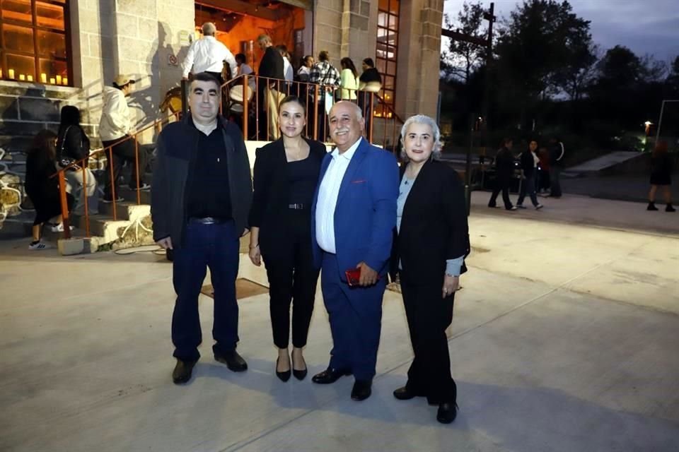 Manuel Garza, Lizeth Casas, Eloy Cavazos y Rosy Martínez