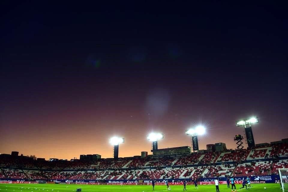 Una bella panorâmica del Estadio Alfonso Lastras, la casa del Atlético del San Luis, minutos antes de arrancar el partido.