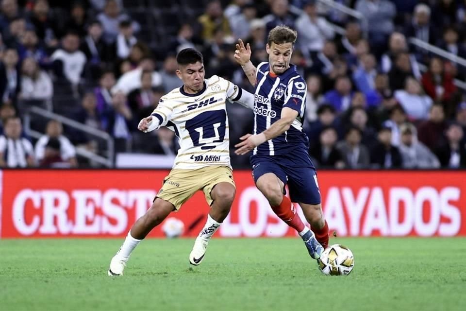 Sergio Canales tuco muy cercana la marca de la UNAM.