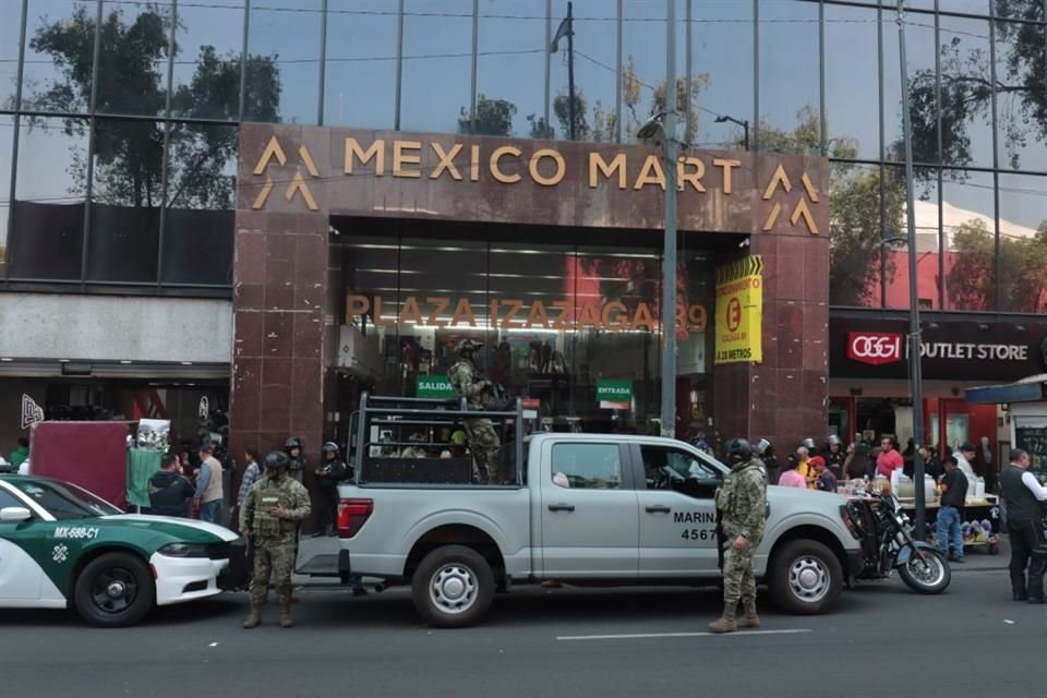 Por primera vez, elementos de la Marina fueron desplegados en las inmediaciones de la macroplaza.