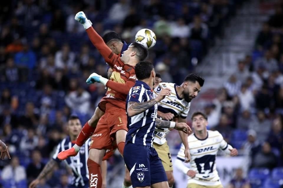 Más de las acciones del segundo tiempo en el triunfo de Rayados 1-0 sobre Pumas.