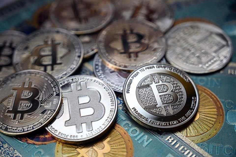 El viernes, el bitcoin cotizó por encima de los 60 mil dólares, su nivel más alto desde el 17 de abril.