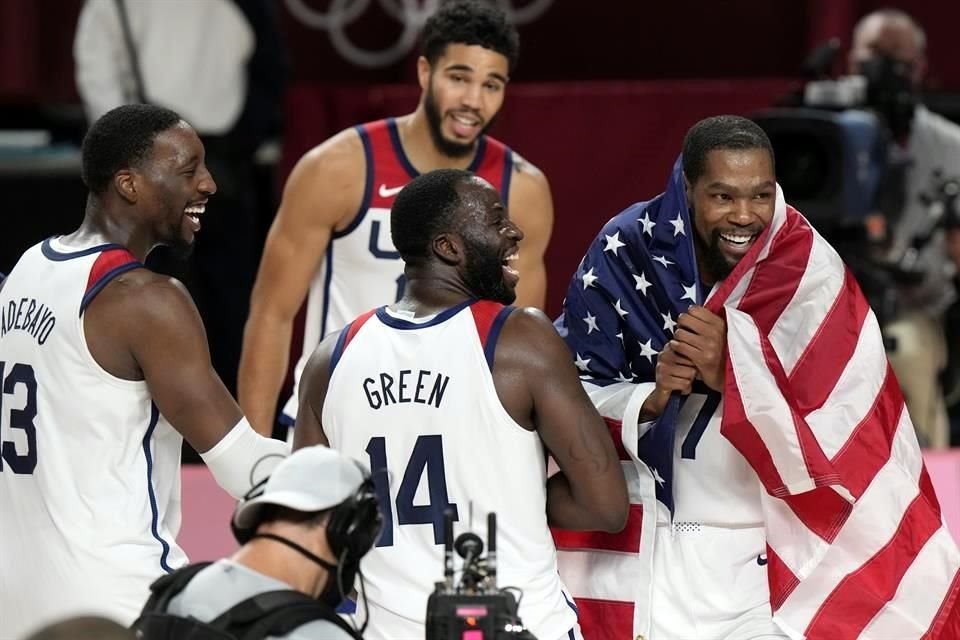 Kevin Durant y compañía se vengaron de la derrota de Francia en su debut y se colgaron la medalla de oro en Tokio 2020.