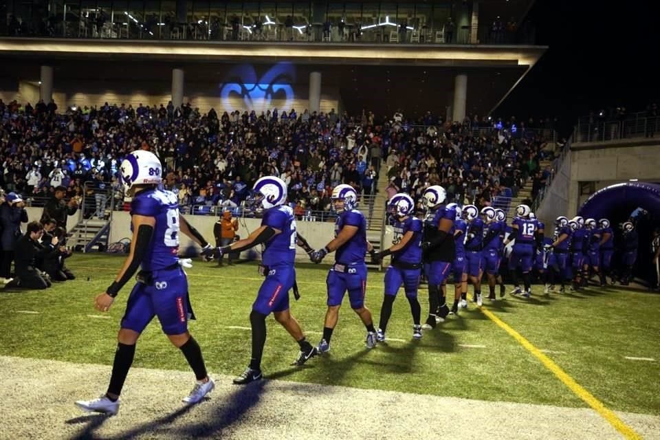 Borregos Monterrey logró el tricampeonato en la ONEFA al imponerse en series extras 24-21 a los Auténticos Tigres.