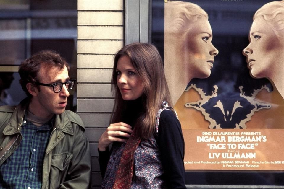 Los galardones otorgados a 'Annie Hall' incluyeron el Premio de la Academia a la Mejor Película, Mejor Actriz y el BAFTA al Mejor Director, mientras que Manhattan, entre otros.