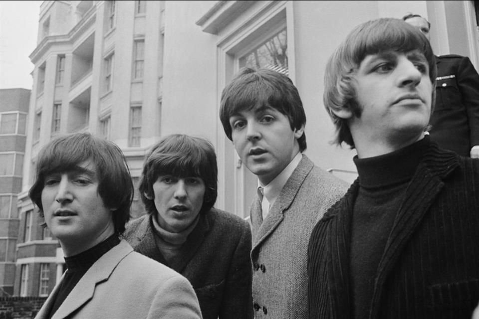 Un compendio de documentos legales donde se exhiben varios problemas relacionados con la separación de The Beatles, será subastado.