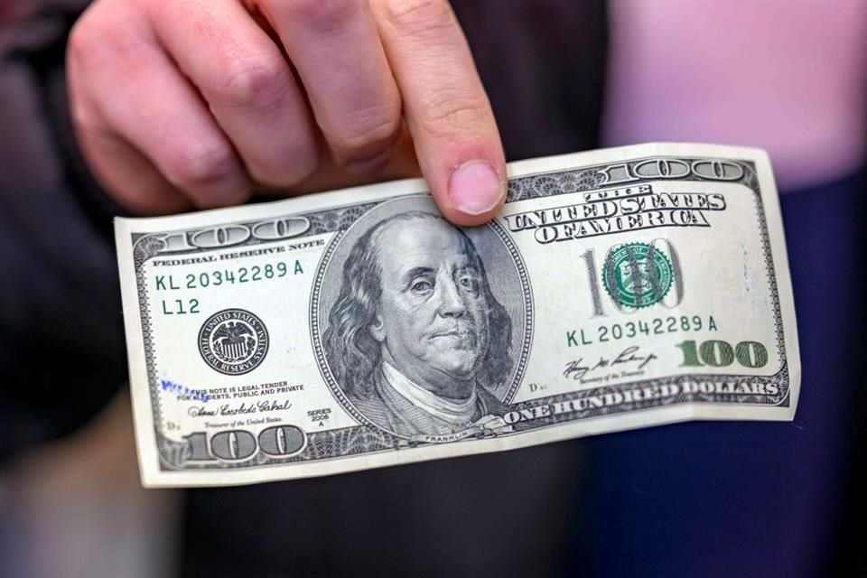 El tipo de cambio cerró el jueves en 19.31 pesos por dólar.