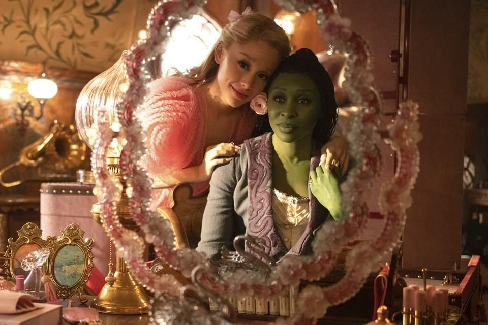 'Wicked' fue eliminada de los cines de Kuwait antes de su estreno por posibles motivos relacionados con su elenco LGBTQ y la censura local.