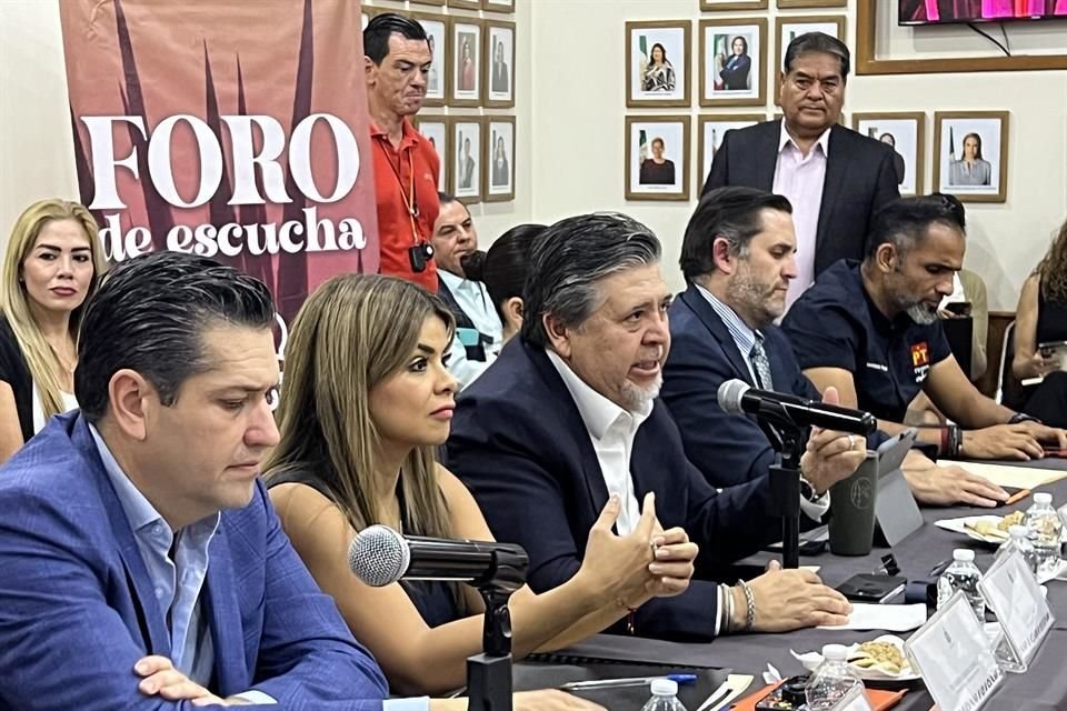 La diputada Gabriela Cárdenas encabezó un foro donde se discutió el proyecto de Presupuesto 2025 del Estado, el cual debe aprobar el Congreso a más tardar el 15 de diciembre.