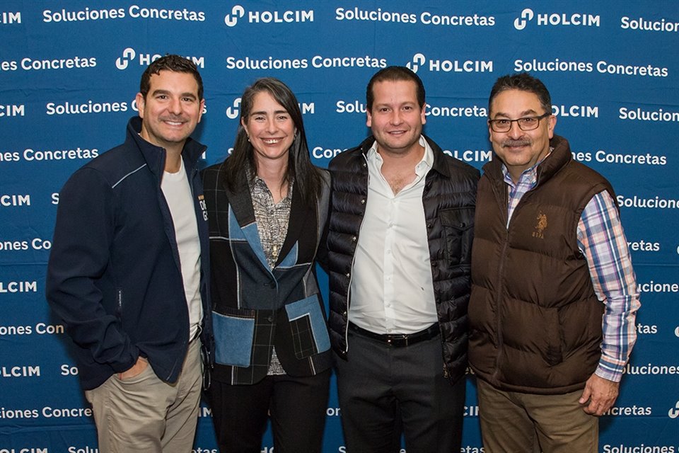 Adrian Marcos, Monica Fernandez, Eduardo Garza y Pedro Garza