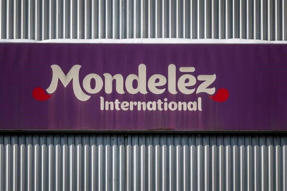 Mondelez fabrica galletas saladas Ritz y Oreo, así como barras de chocolate Toblerone.